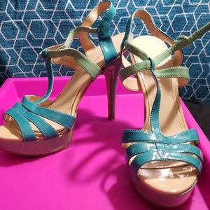 Aqua & Teal sz 8.5 stiletto.